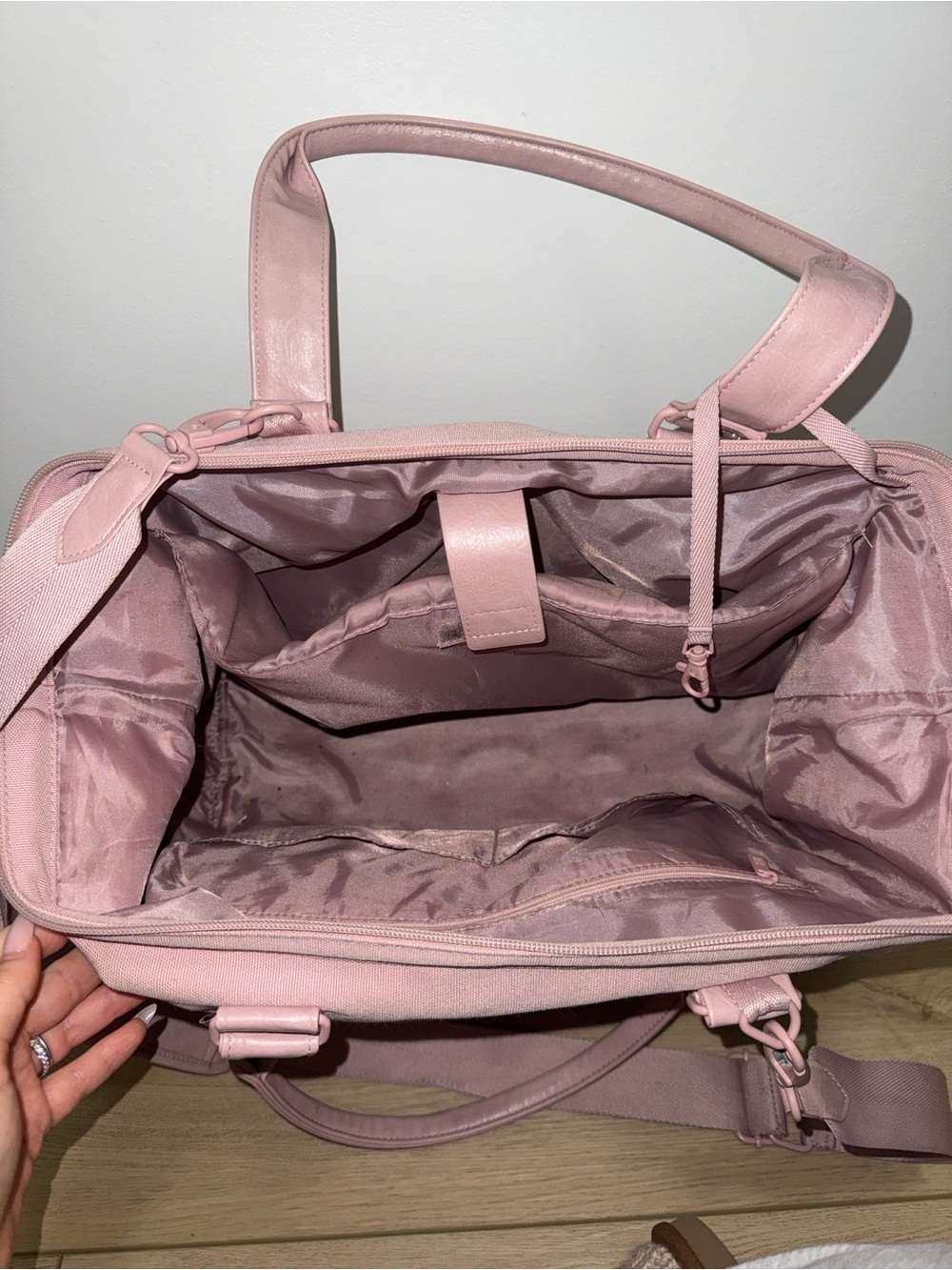 BEIS Weekender Bag - Atlas Pink - Picture 4 of 5